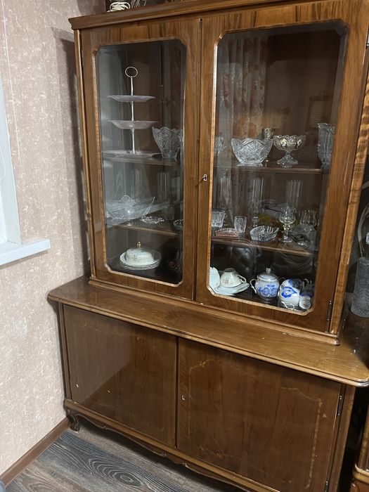 Продам горку антиквариат