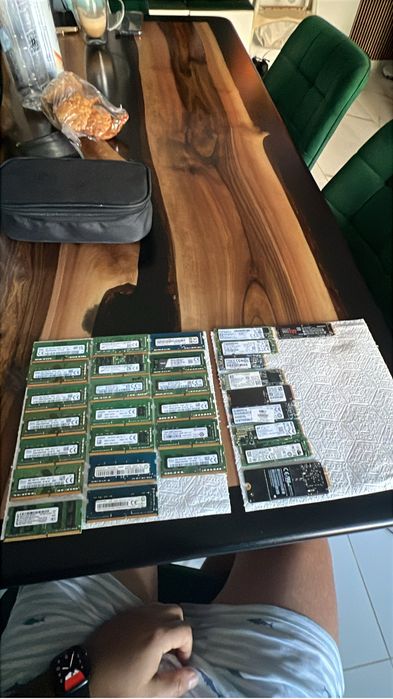 Rami leptop ddr4 8 gb si 4 gb plus ssd 128-256-500