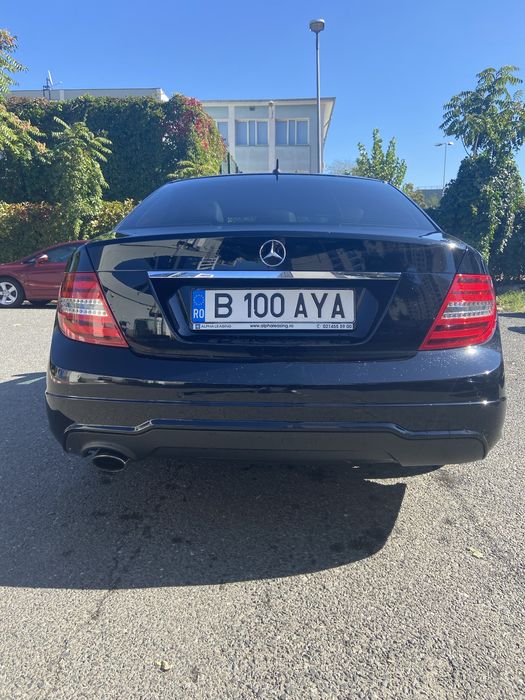 Mercedes Benz C180