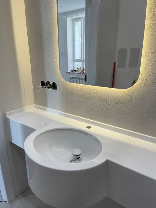 Столешница из камня.