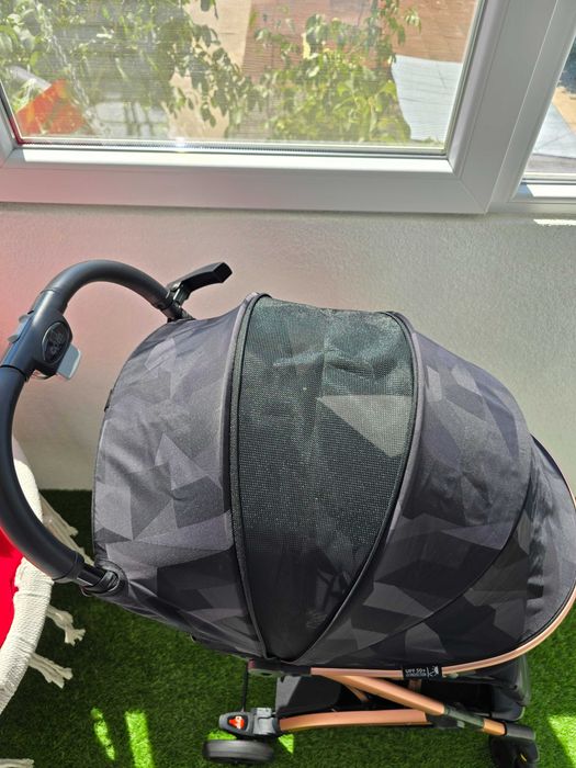 Carucior sport compact pentru bebelusi Cam Compass Jacquard, negru