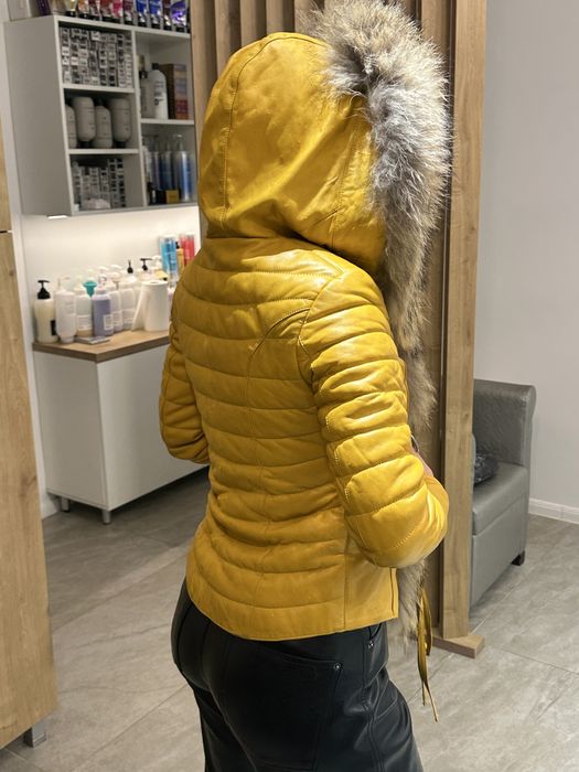 Geaca de piele cu blana naturala