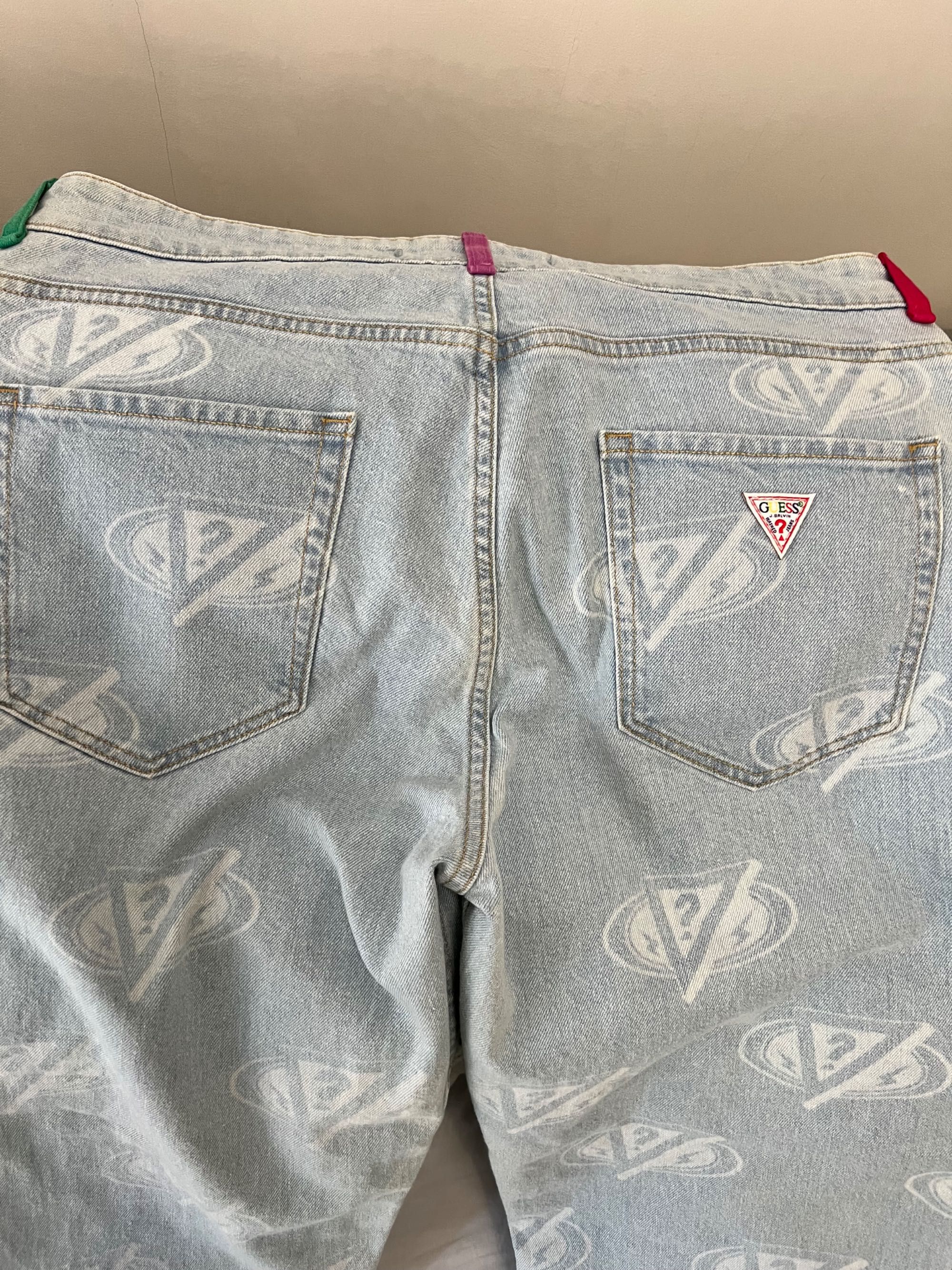 Оригинални дънки Guess