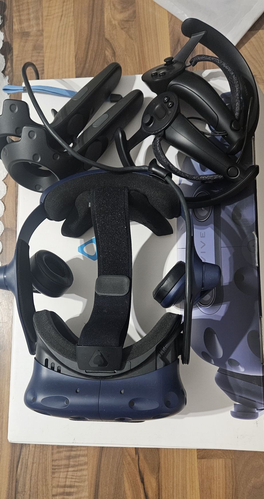Продается виар HTC VIVE PRO + knuckles