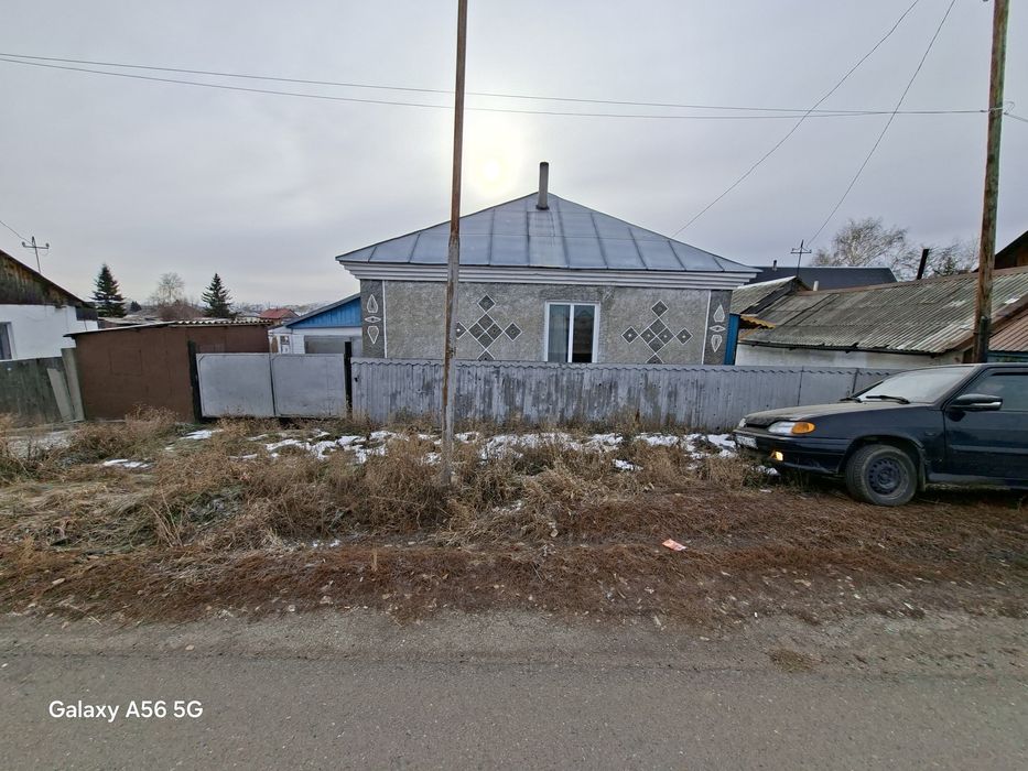 Дом 3 комнатная . Адрес бастау 20