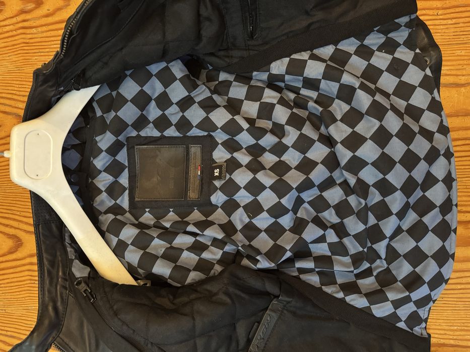 Echipament moto dama,geaca si blugi