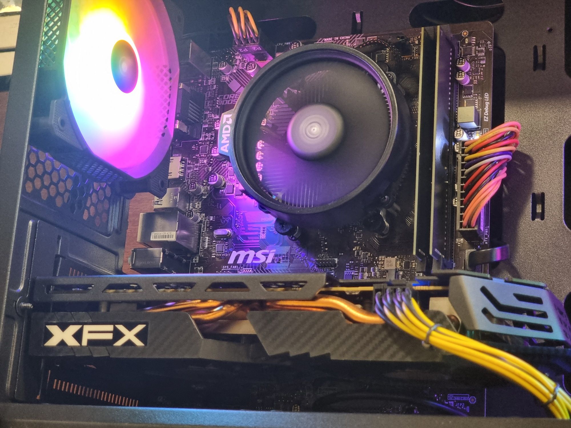 Геймърски Компютър /Ryzen 5 1600x/16GB RAM/ SSD-512GB/RX 580 8GB