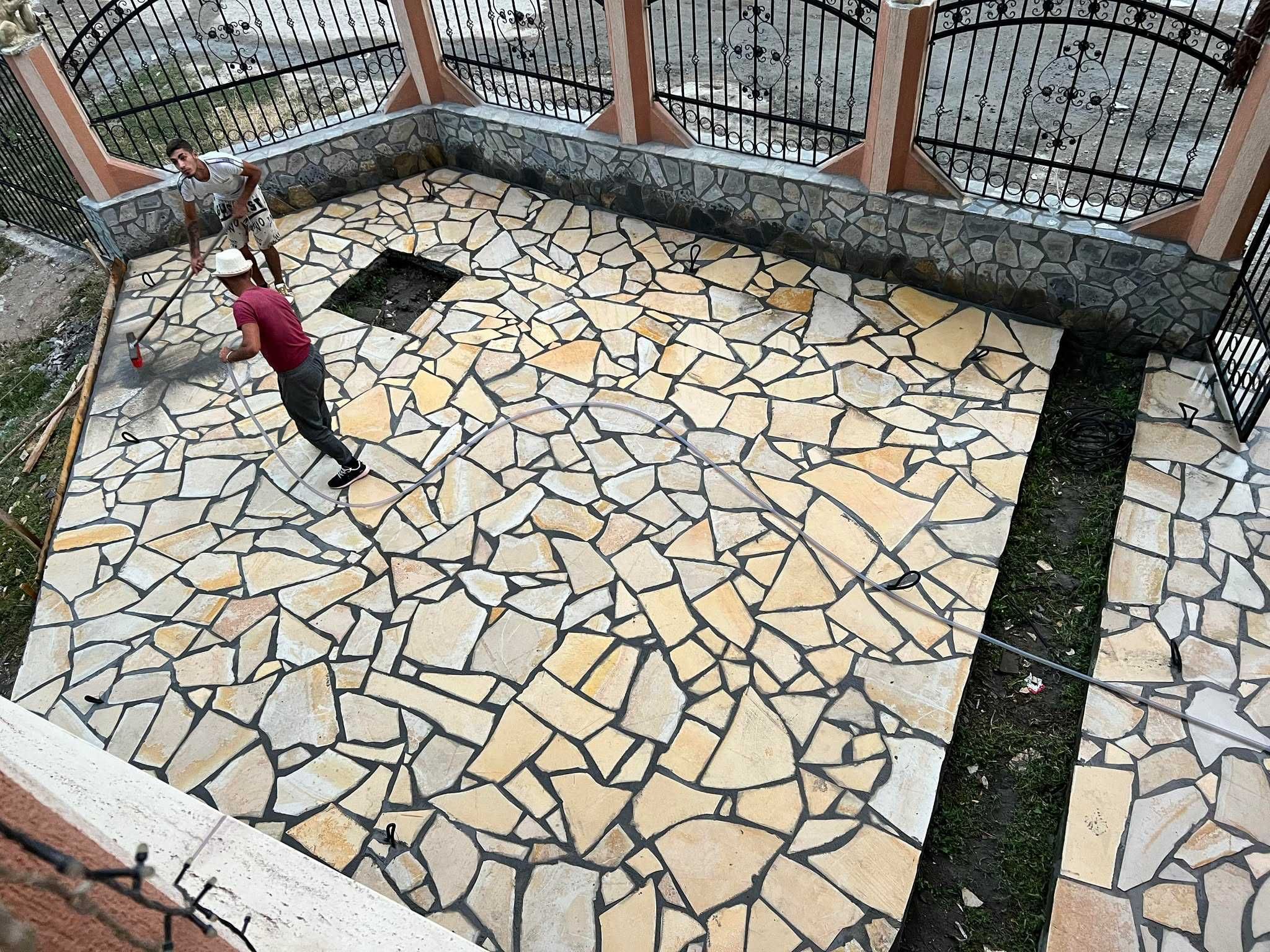 piatra naturala de munte si gratare ornamentale de gradina