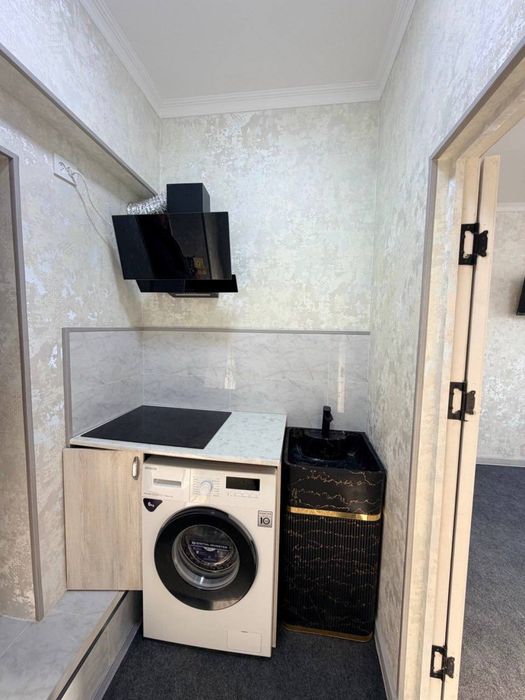 Срочно продается Лисунова1 комнатная