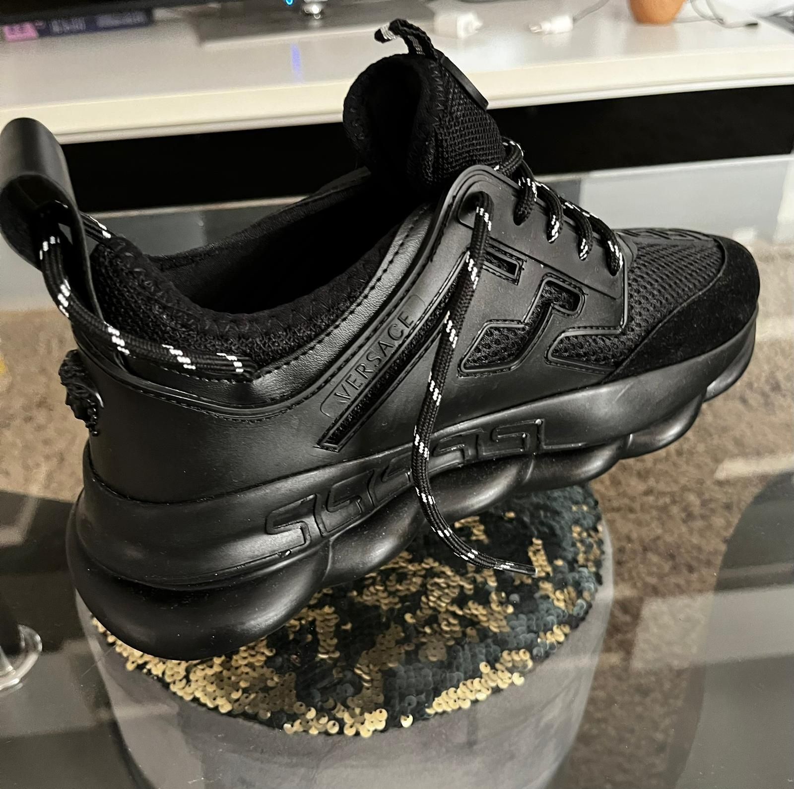 Versace chain reaction black