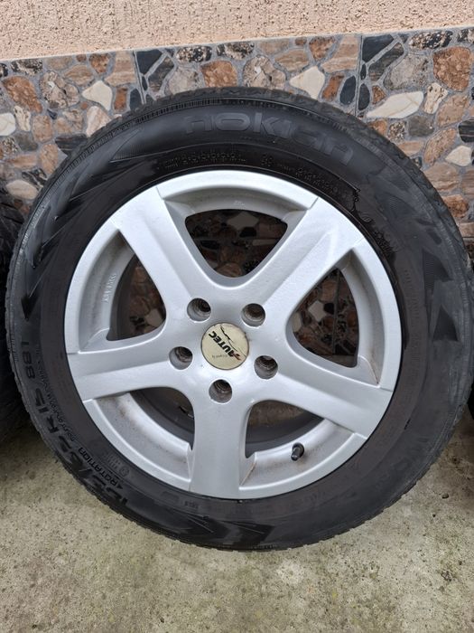 Vând JANTE 185/65 R15