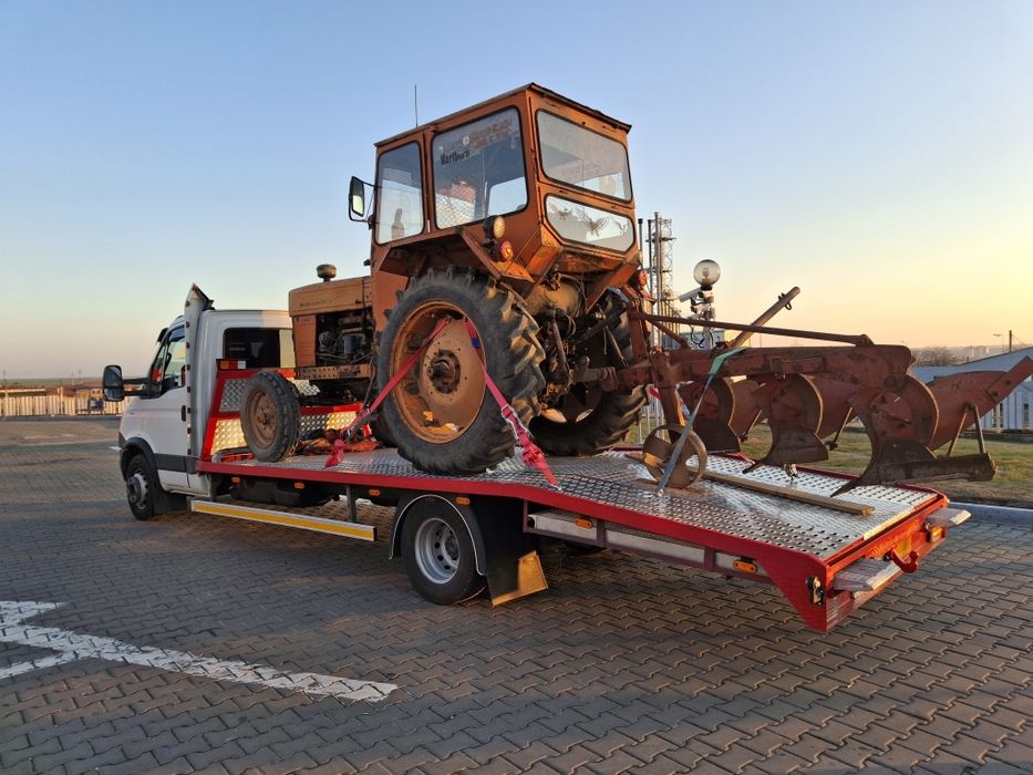 Tractari Auto ALEXANDRIA transport Tractor Class Valtra New Holland