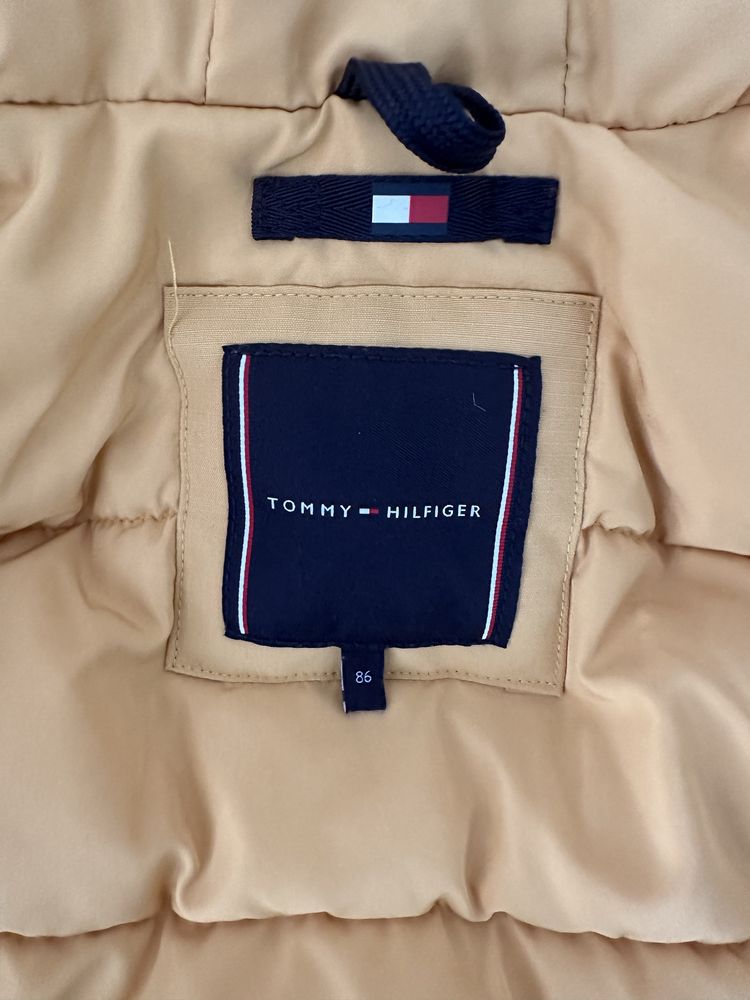 Vand geaca Tommy Hilfiger mar 86