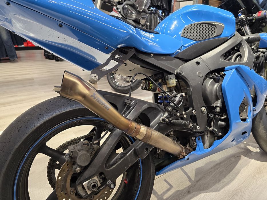 Motocicleta Yamaha R6 2003 pista / circuit