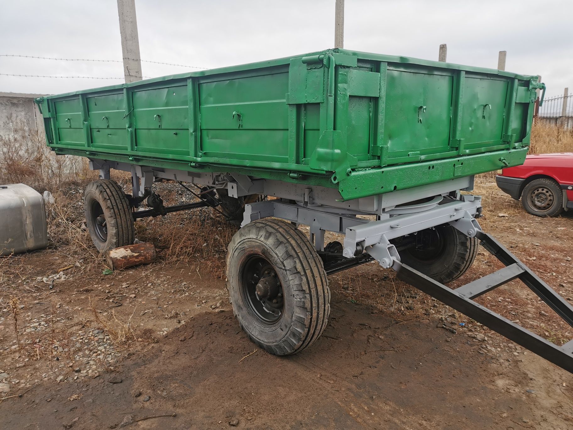 Продам прицеп ПТС-4