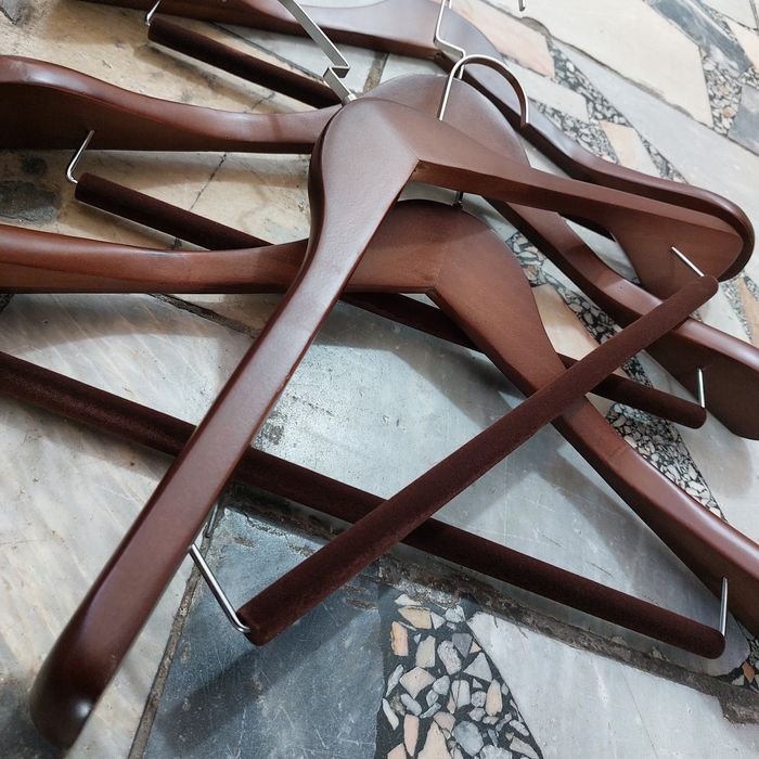 Вешалка плечики для одежды