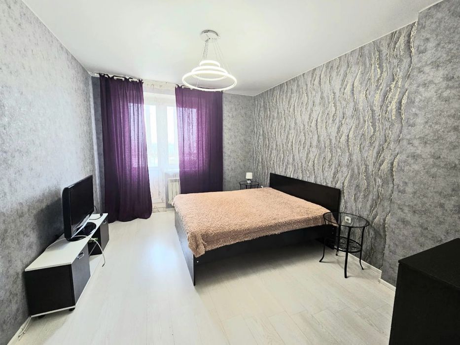 Б. Момышулы 12 квартира посуточно 1х комнатная