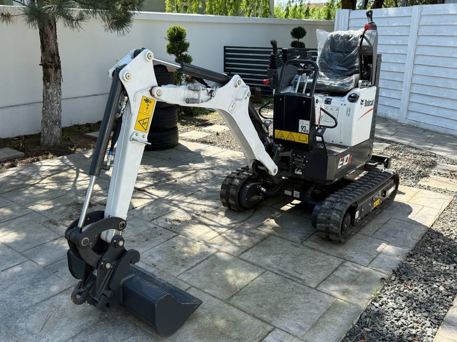 Bobcat e10z miniexcavator nou pret foarte bun