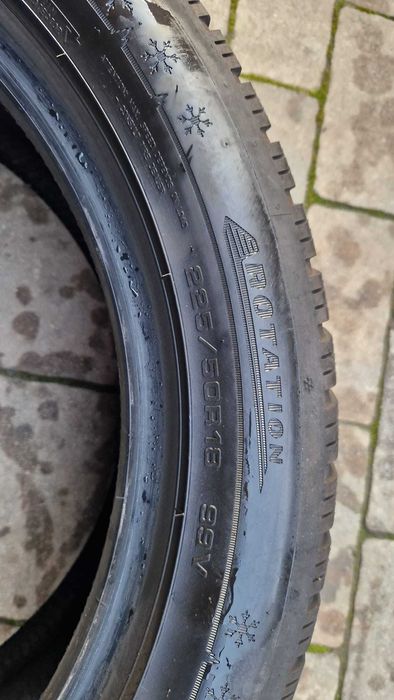 Anvelope iarna 225 50 R 18 Dunlop 2023
