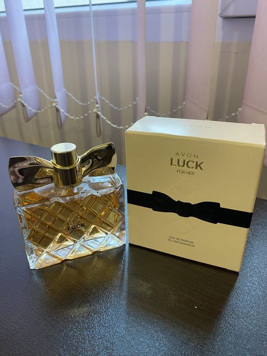 Парфюм Avon LUCK Eau de Parfum за нея