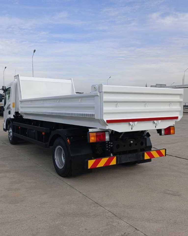 Hyundai Migty EX 8