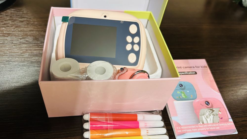 Детски фотоапарат с моментно отпечатване