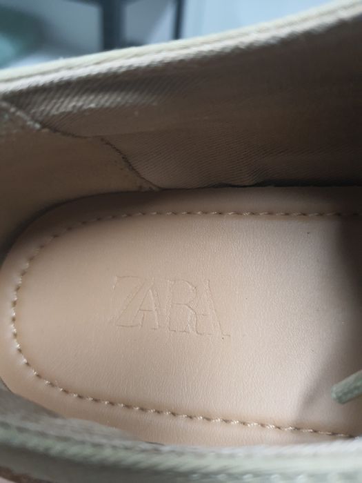 Юношески обувки ZARA 39 номер