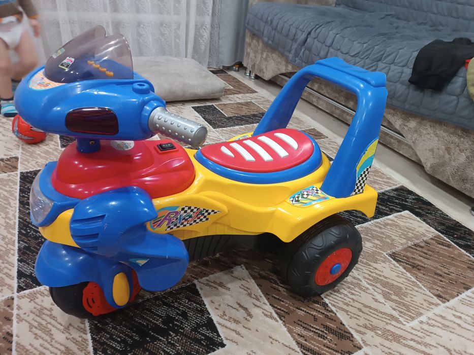 Толокар мотоцикл детский