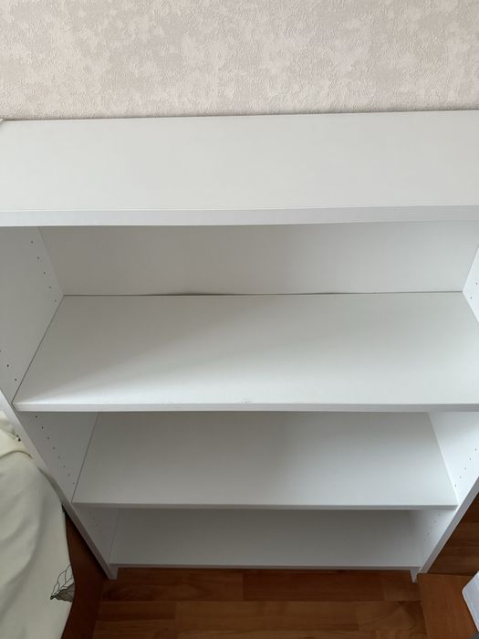 Biblioteca Ikea stare foarte buna