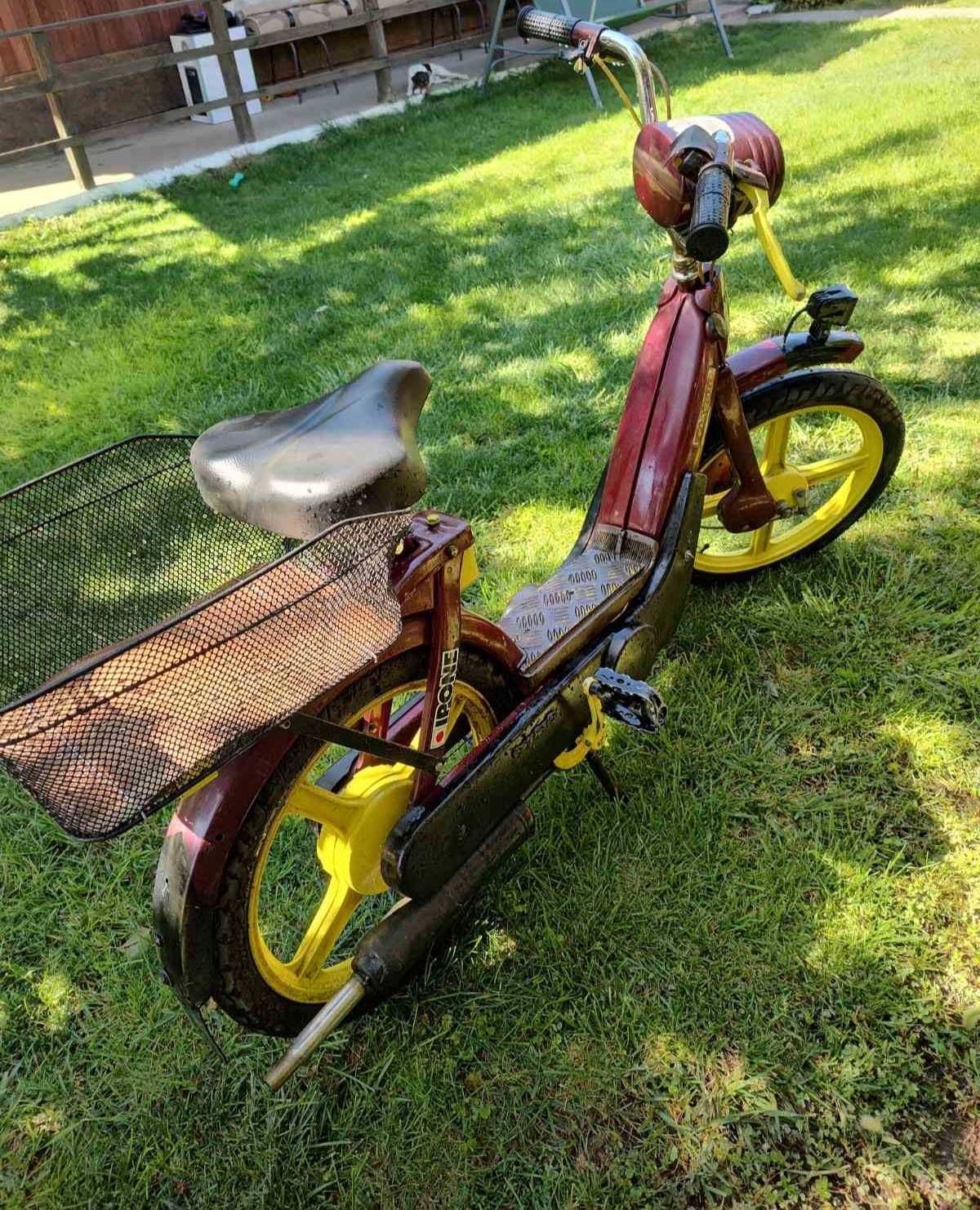 Италиански мотопед PIAGGIO