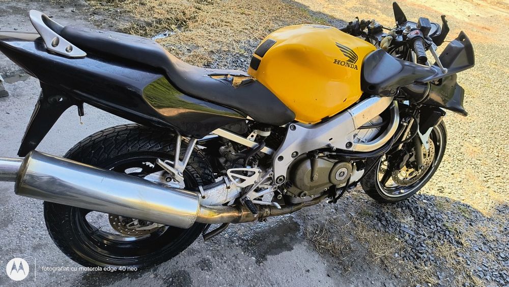 Vând HONDA CBR 600