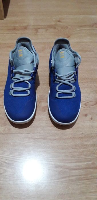 NIKE AIR sunt noi, mărimea 39