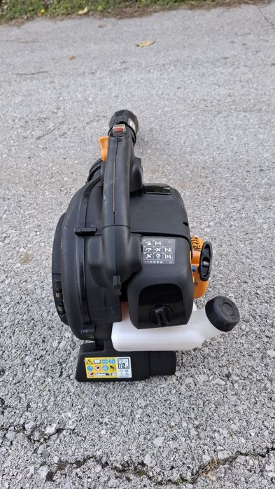 Бензинова духалка за листа