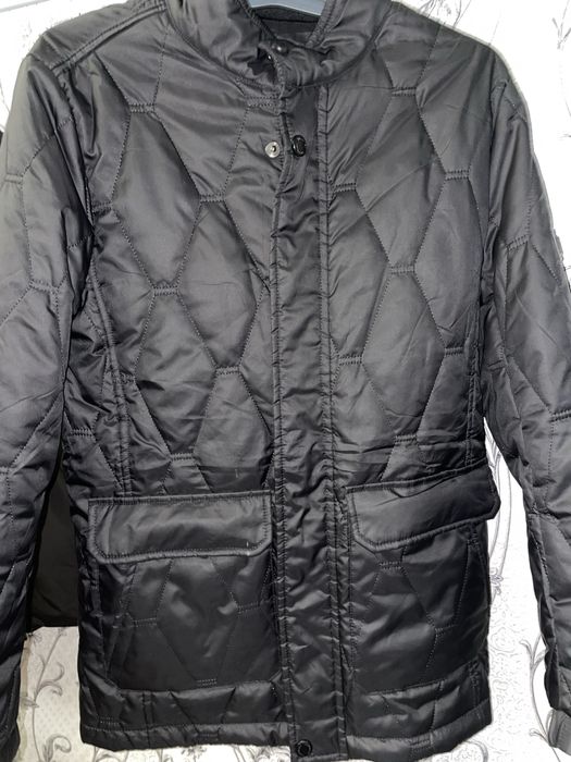 Куртка размер l новый