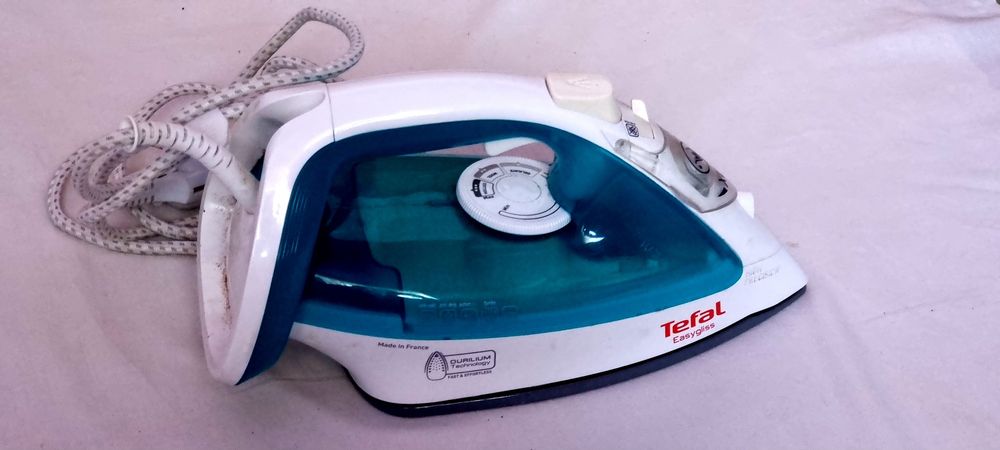 Fier de călcat cu abur TEFAL FV3910 EASYGLISS 2200W