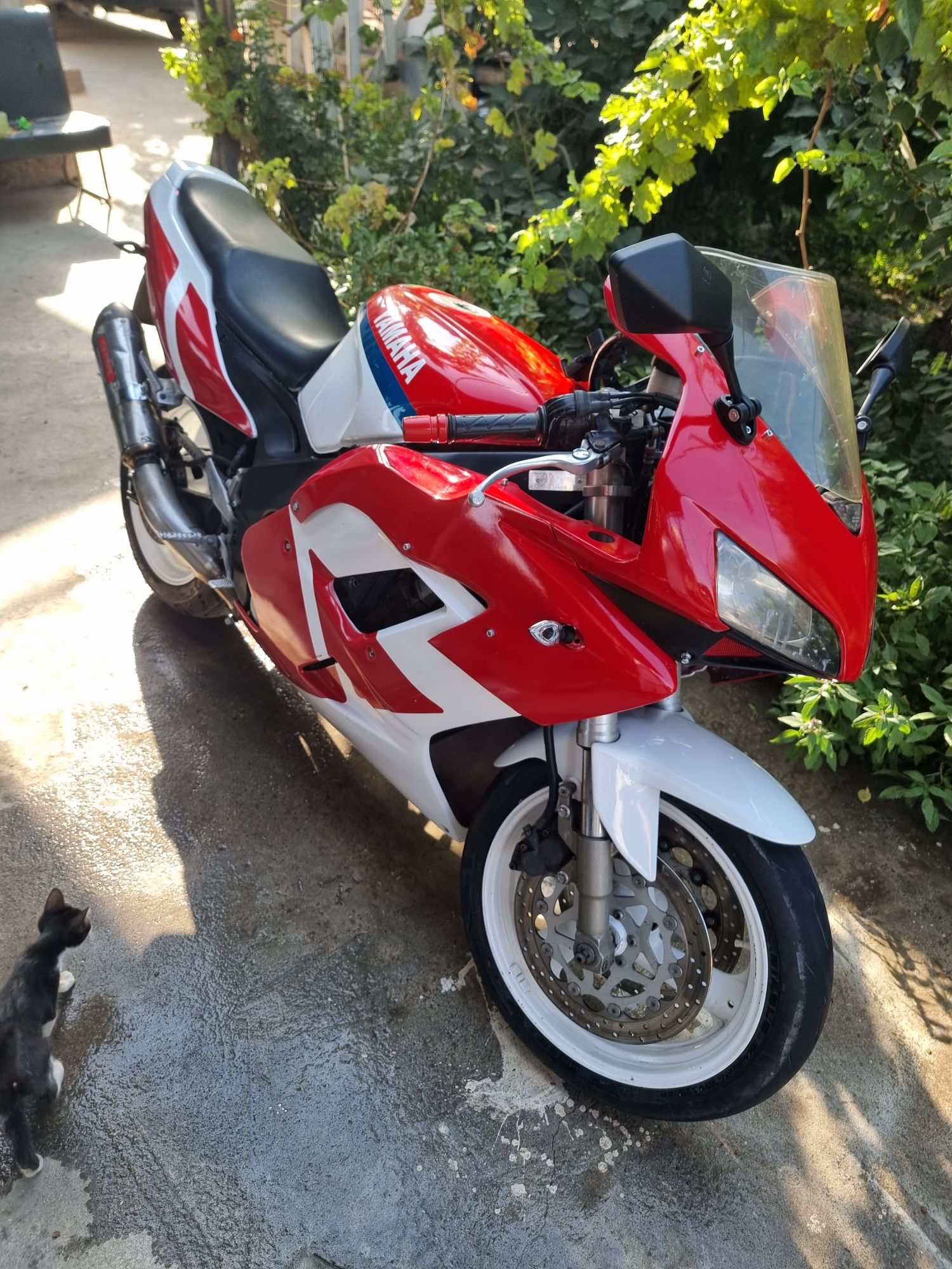 Yamaha 1000 kub sotiladi