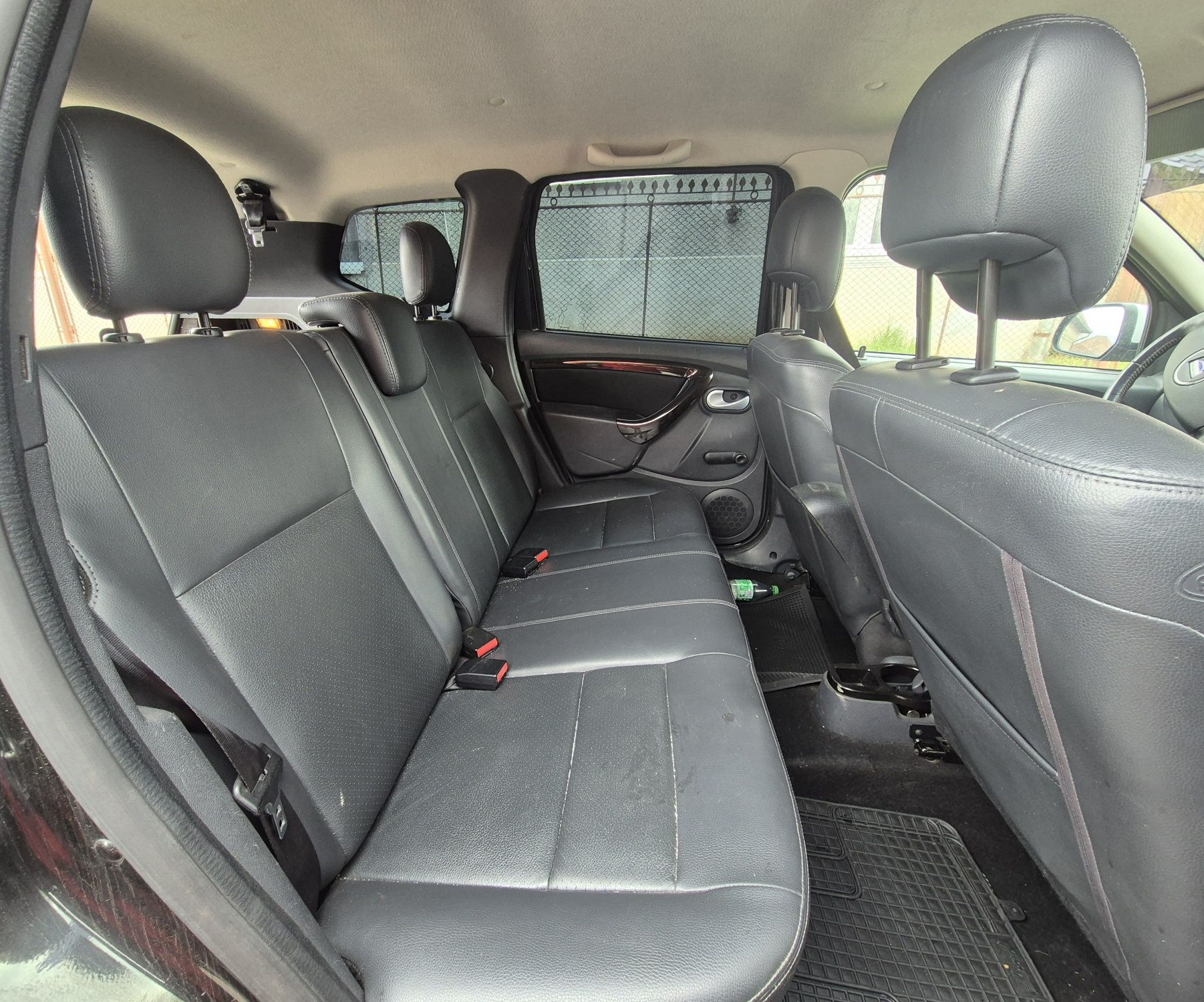 Dacia Duster 4×4 /benzina/ motor 1.600/ an fabricație 2011
