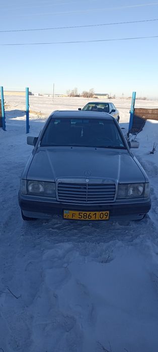 Мерседес Бенц продаю