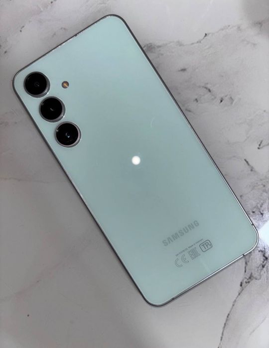 Самсунг 24фе 200к