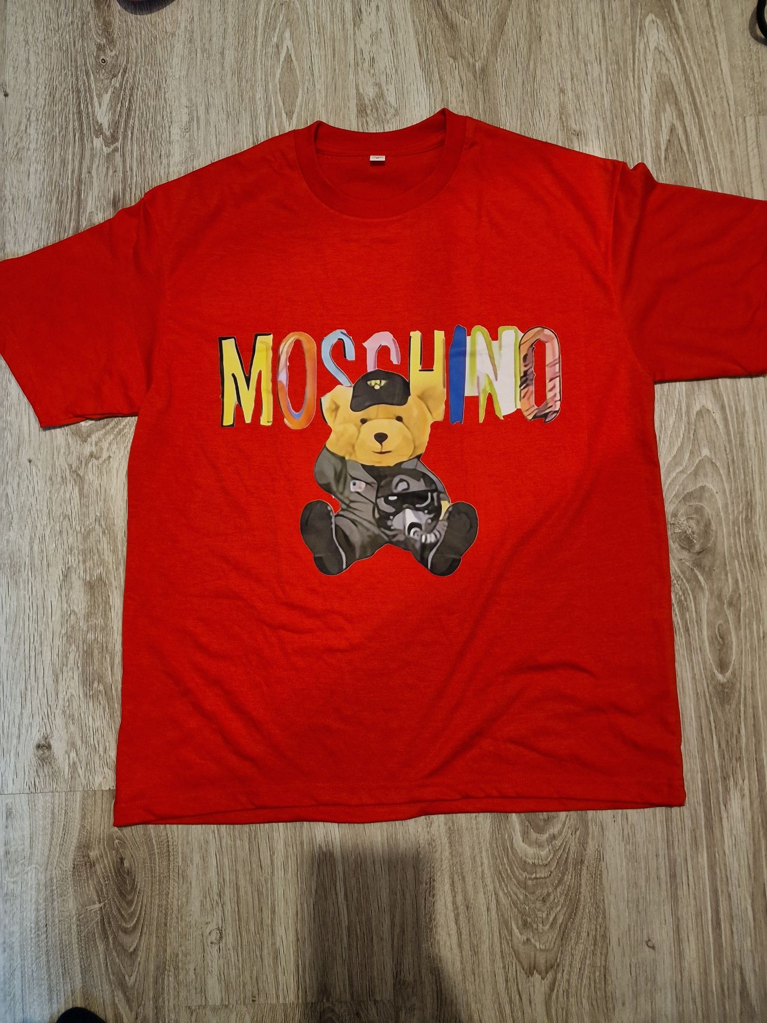 Tricou Mos.c.h.ino, nou, marime M