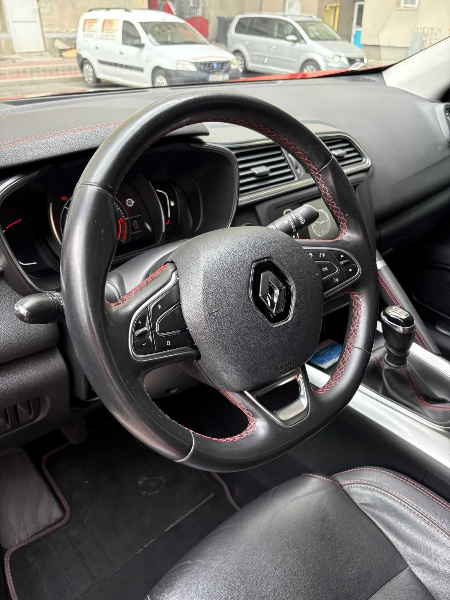 Renault Kadjar 1.6 dCi Black Edition sistem audio Bose – 2016
