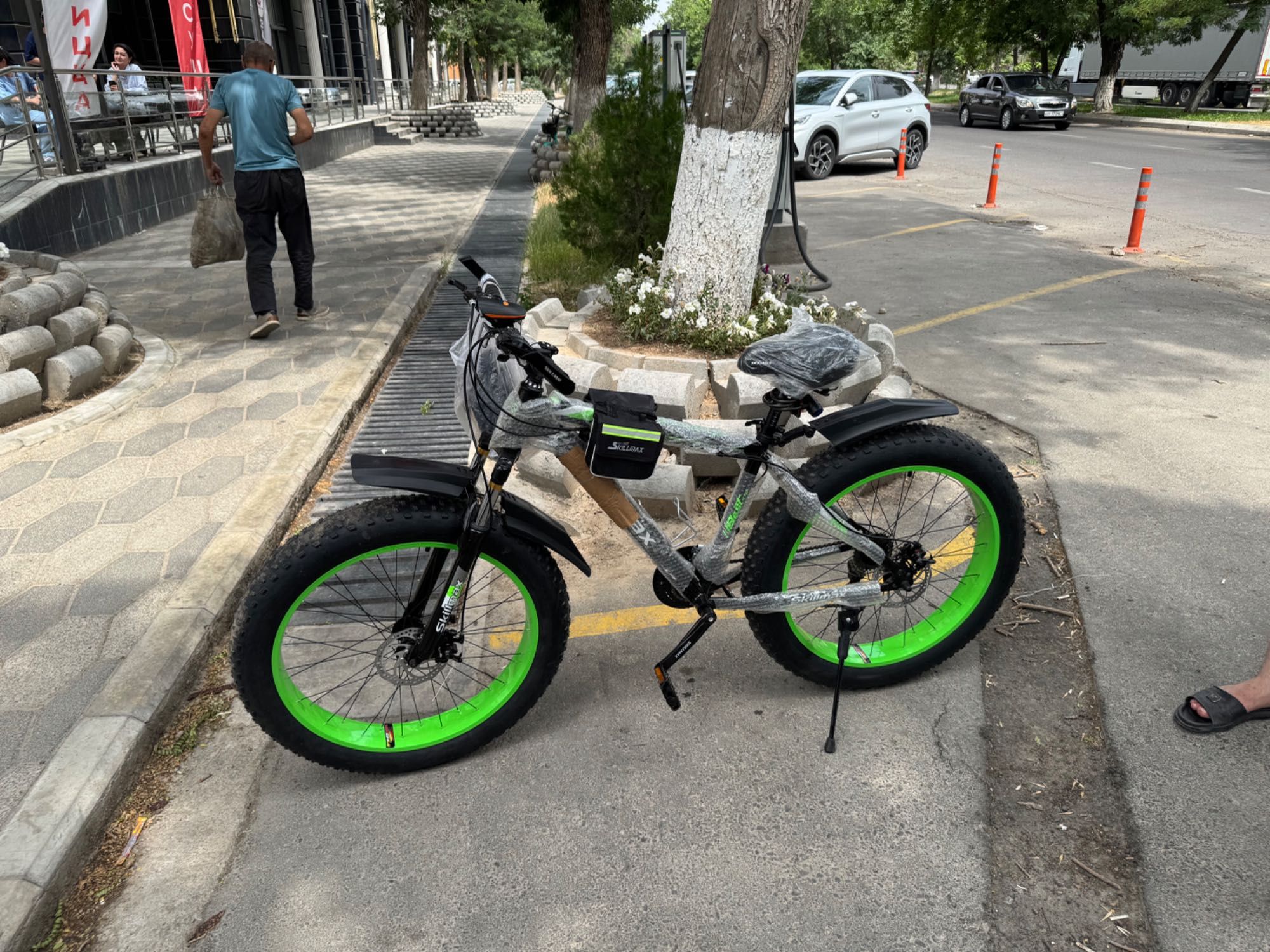 Velosiped sotiladi yangi