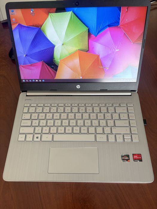 Laptop HP AMD Ryzen 7 4700U, 16 GB RAM, 512 SSD -  Windows 11 Home
