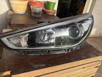 Far stanga hyundai i30
