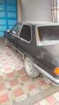 BMW 323i yurib turgan dizel