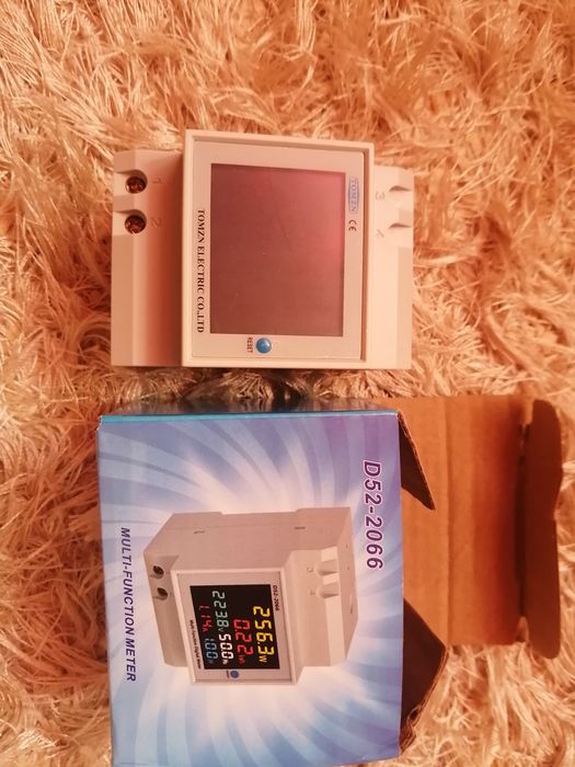 Contor electric cu afișare