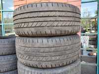 Продавам 2 летни гуми 205/50/17 Goodyear