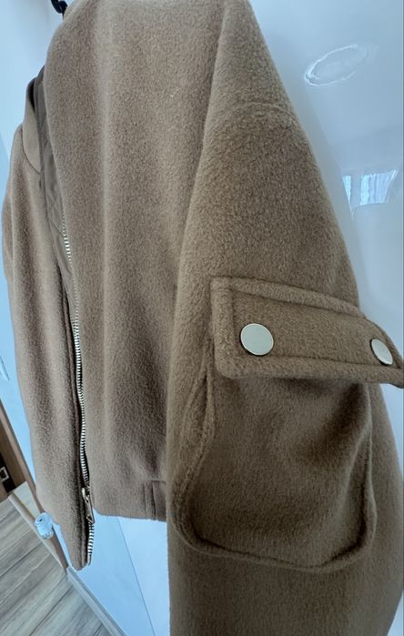 Яке тип бомбър Zara