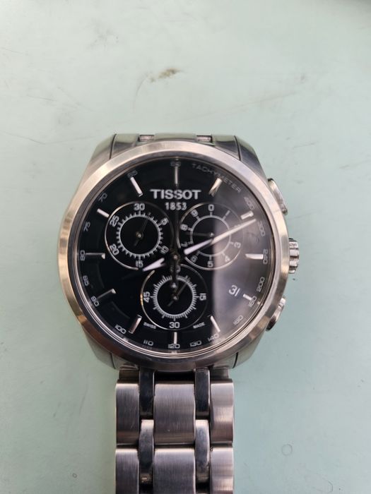 Продаются оригинальные кварцевые часы TISSOT