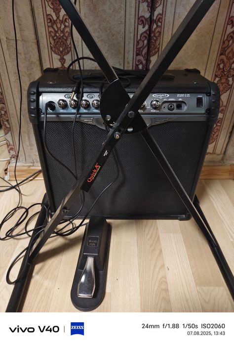 Комбик гитарный Line-6 , spider ll - 30